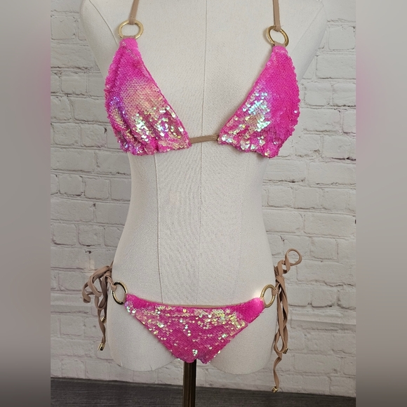 Beach Bunny Other - Beach Bunny Pink Siren Song Bikini | Size Large